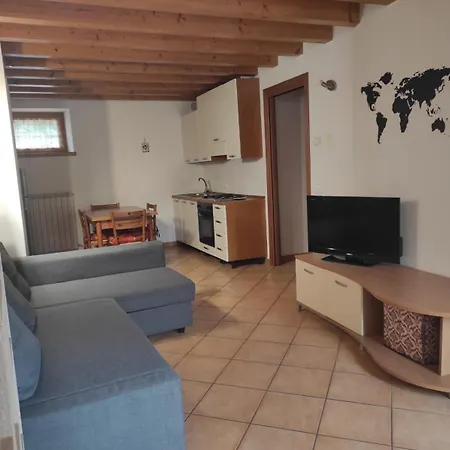 Apartment Grazioso Con Giardino E Posto Auto Belluno